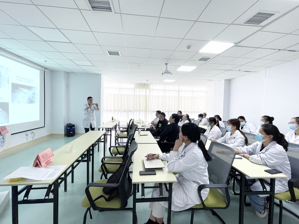 【保山安利醫(yī)院】“談骨論筋，康復(fù)相伴”骨科康復(fù)學(xué)術(shù)沙龍圓滿結(jié)束！
