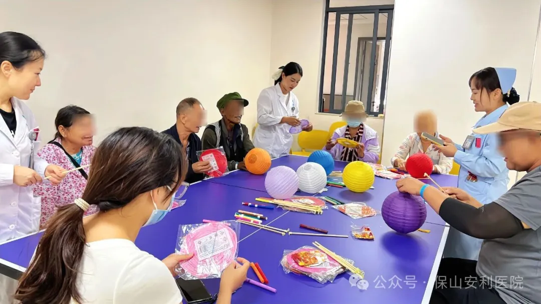 保山安利醫(yī)院腫瘤科“巧手繪燈籠，溫情迎佳節(jié)”主體活動圓滿開展